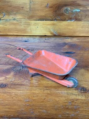 🌸 Vintage 30’s Orange Wyandotte 9” Pressed Metal Toy Wheelbarrow
